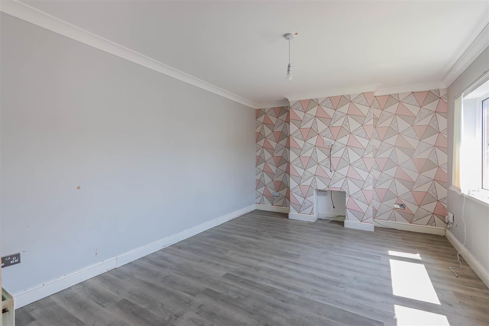 Mcquade Place, Barry — photograph 3